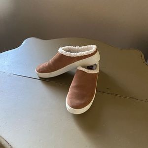 Ryka leather slides